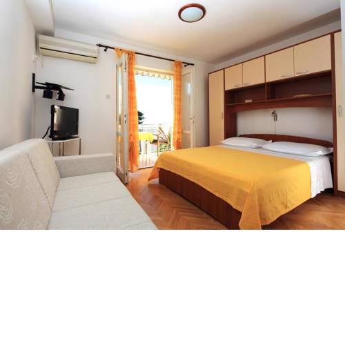Studio Podgora 4332a