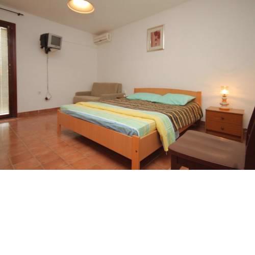 Studio Tribunj 8369b