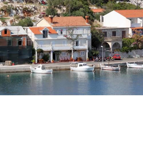 Apartments by the sea Zaklopatica, Lastovo - 8357