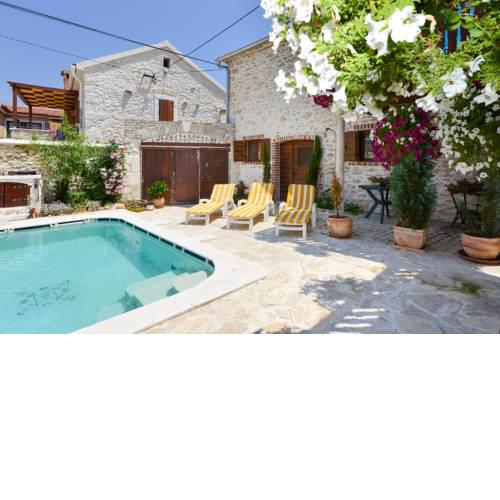 Studios Villa Romantica