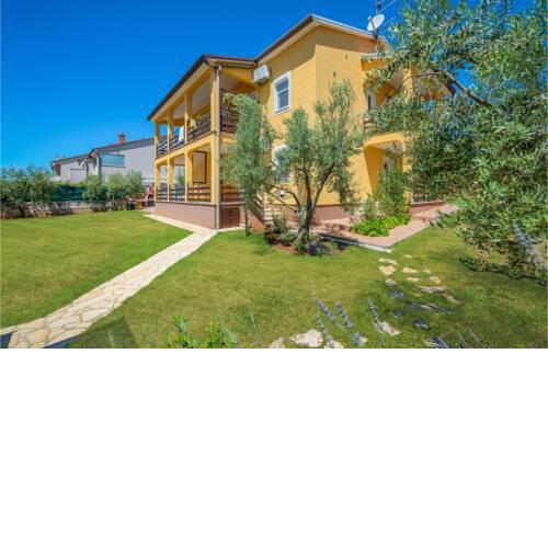 Stunning apartment in Buzinija w/ WiFi and 2 Bedrooms