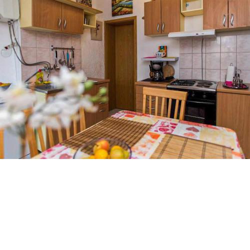 Stunning apartment in Grebactica with WiFi and 2 Bedrooms