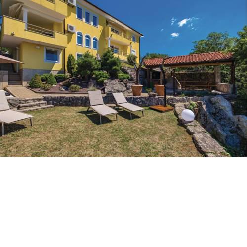 Stunning apartment in Kastav w/ Jacuzzi, WiFi and 1 Bedrooms