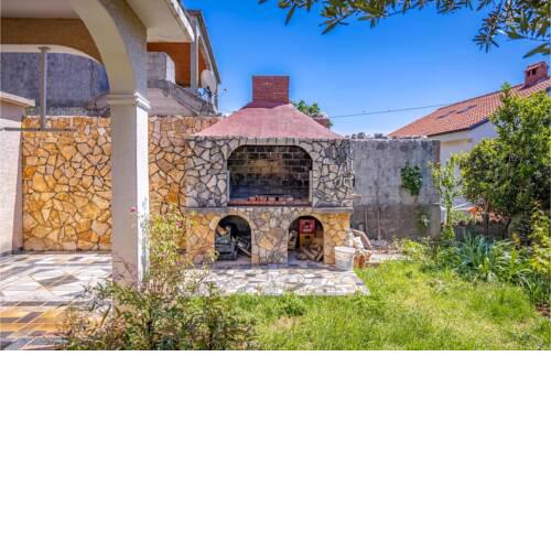 Stunning apartment in Novi Vinodolski w/ WiFi and 4 Bedrooms