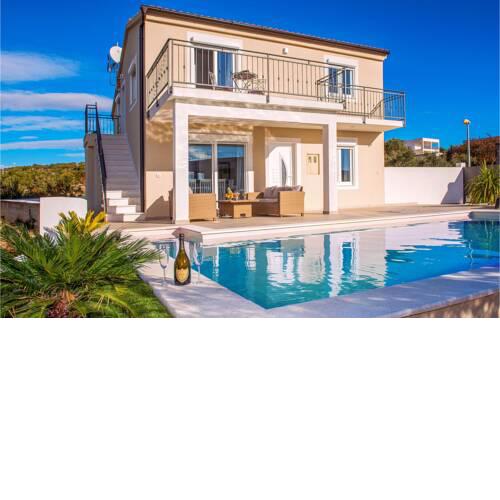 Stunning home in Primosten w/ Outdoor swimming pool and 4 Bedrooms