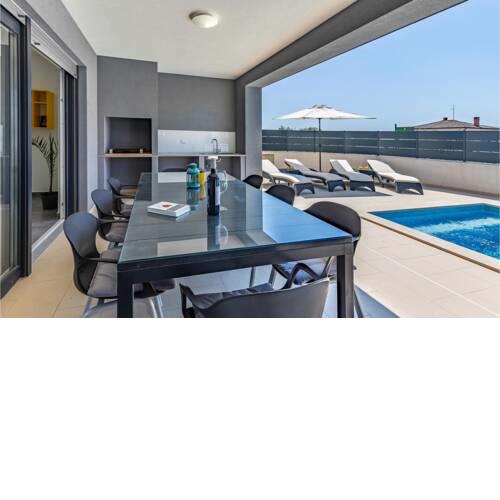 Stunning home in Pula w/ Outdoor swimming pool and 3 Bedrooms