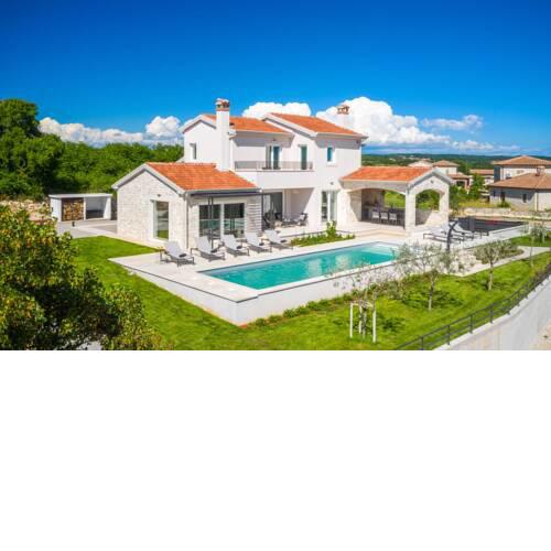 Stunning home in Sveti Lovrec w/ Outdoor swimming pool and 4 Bedrooms