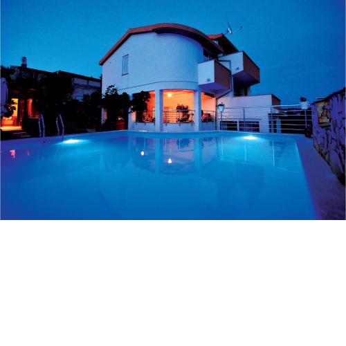 Stunning home in Vinisce with Outdoor swimming pool, Sauna and WiFi