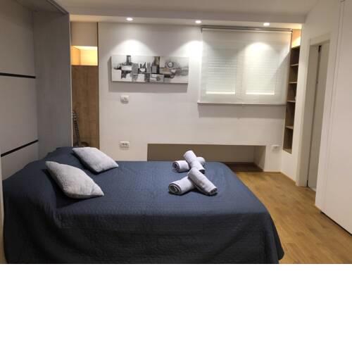 Sunny Apartment Ana