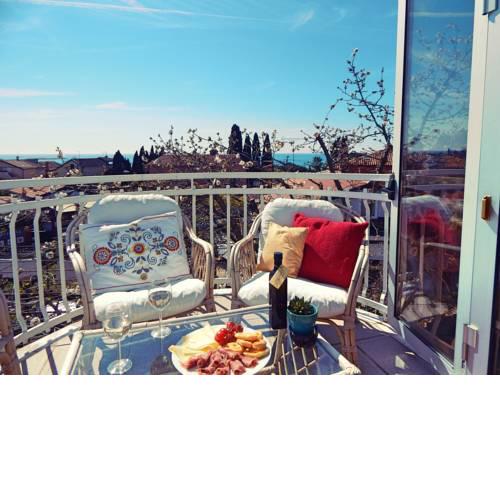 Sunny House