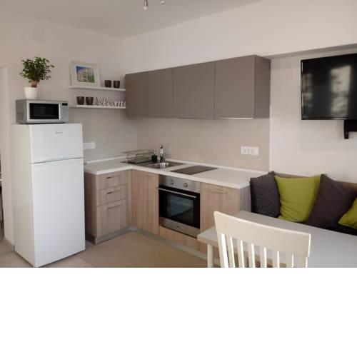 Sunsplash Apartments