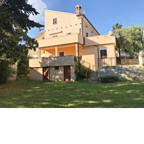Sveti Lovro Apartments