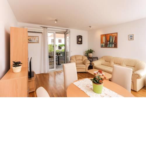 Sweet Apartment