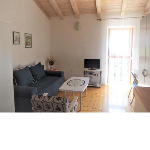 Takoma Hvar