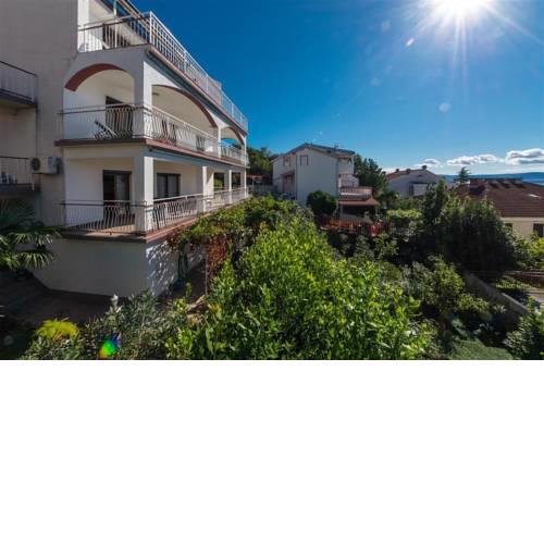 Three-Bedroom Apartment in Dramalj V