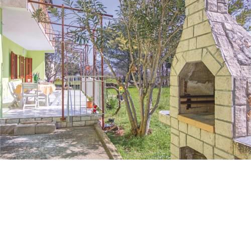 Three-Bedroom Apartment in Medulin