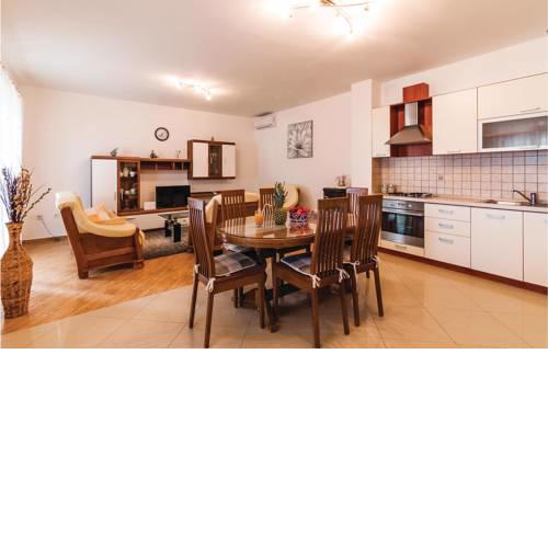 Three-Bedroom Holiday Home in Galovac