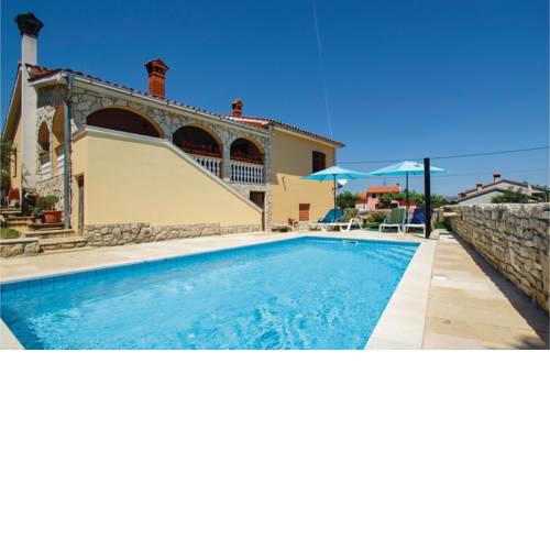 Three-Bedroom Holiday Home in Labin