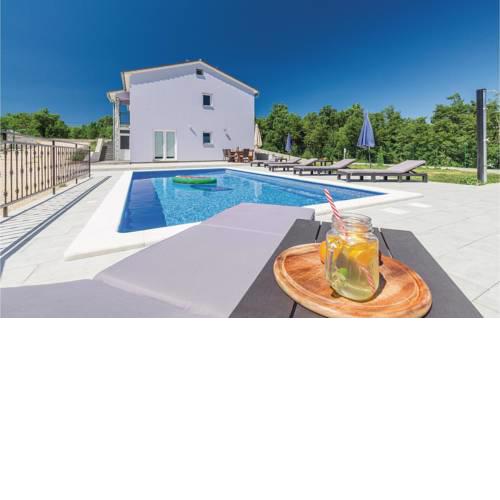 Three-Bedroom Holiday Home in Labin