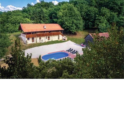 Three-Bedroom Holiday Home in Novi Marof