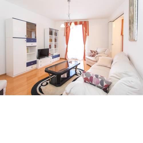 Three Wells Apartment