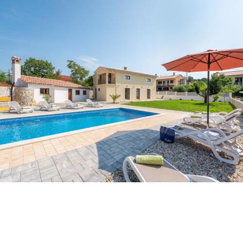 Tranquil Holiday Home in Labin with Private Swimming Pool