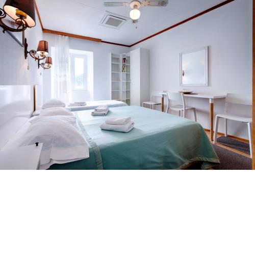 Triple Room Komiza 2431e
