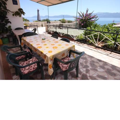 Triple Room Sucuraj 6734c