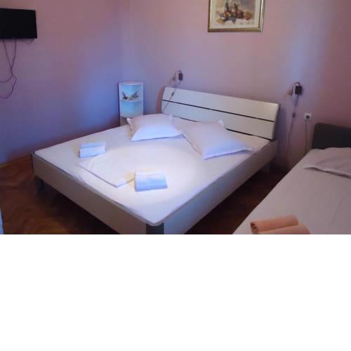 Triple Room Sumpetar 2099d