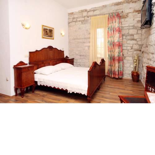 Twin Room Trogir 2979o