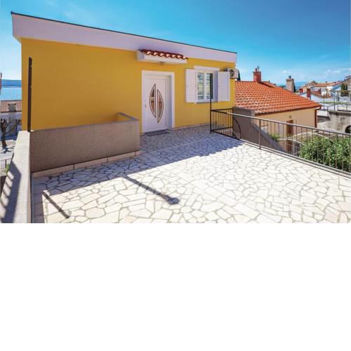 Two-Bedroom Apartment Crikvenica with Sea View 04
