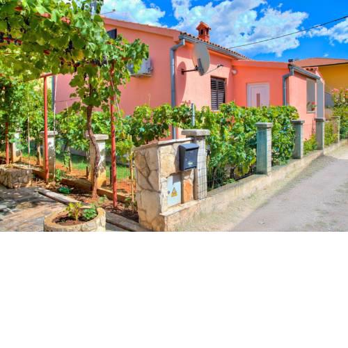 Two-Bedroom Apartment Fazana near Sea 1