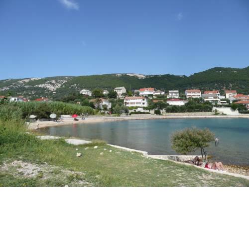 Two-Bedroom Apartment in Banjol IV