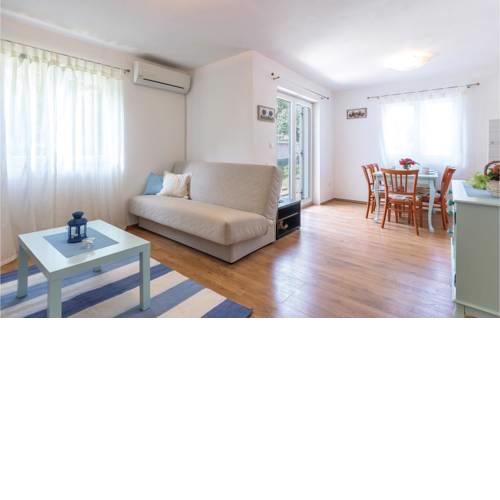 Two-Bedroom Apartment in Betiga