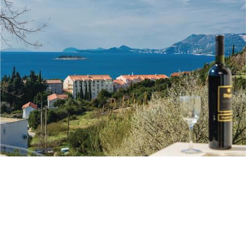 Two-Bedroom Apartment in Cavtat