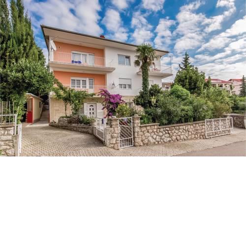 Two-Bedroom Apartment in Crikvenica