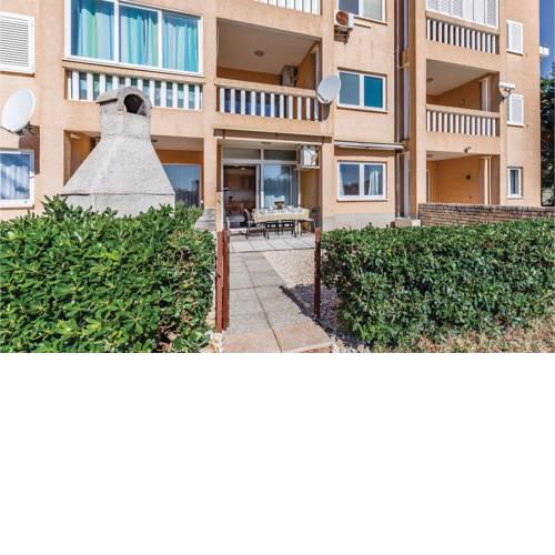 Two-Bedroom Apartment in Medulin