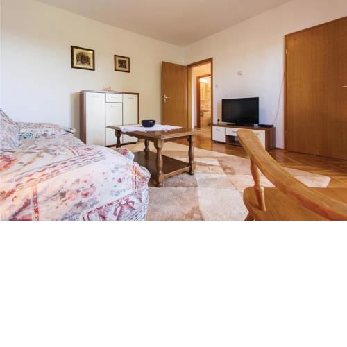 Two-Bedroom Apartment in Medulin