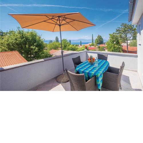 Two-Bedroom Apartment in Njivice