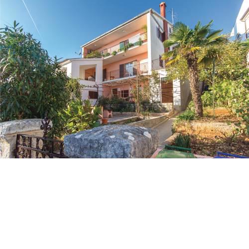 Two-Bedroom Apartment in Pula