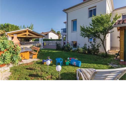 Two-Bedroom Apartment in Savudrija