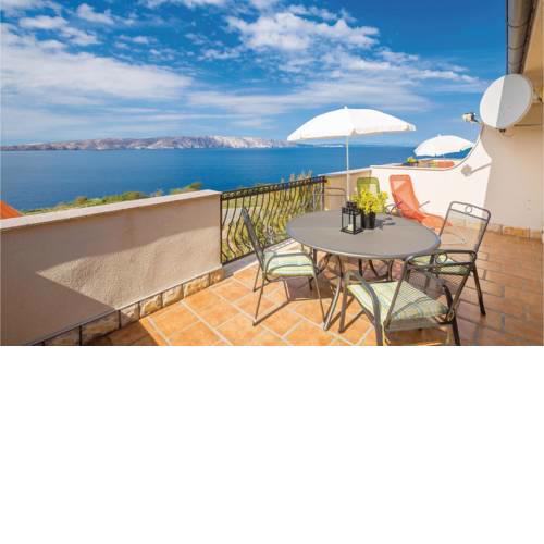 Two-Bedroom Apartment in Senj
