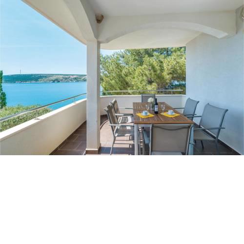 Two-Bedroom Apartment in Stara Novalja