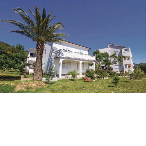 Two-Bedroom Apartment Supetarska Draga 04