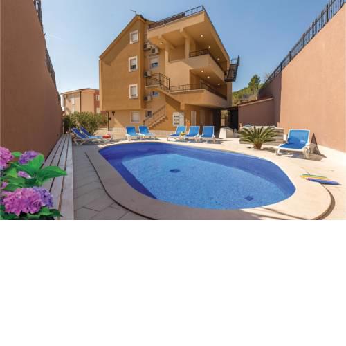 Two-Bedroom Apartment with Sea View in Makarska