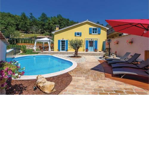 Two-Bedroom Holiday Home in Jurdani