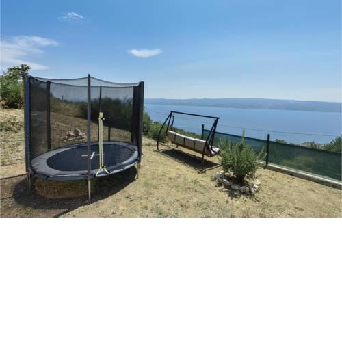 Two-Bedroom Holiday Home in Omis