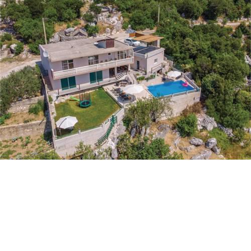 Two-Bedroom Holiday Home in Ploce