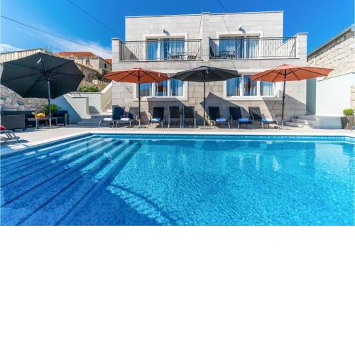 Two-Bedroom Holiday Home in Radovcici