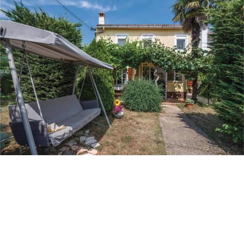 Two-Bedroom Holiday Home in Rakalj